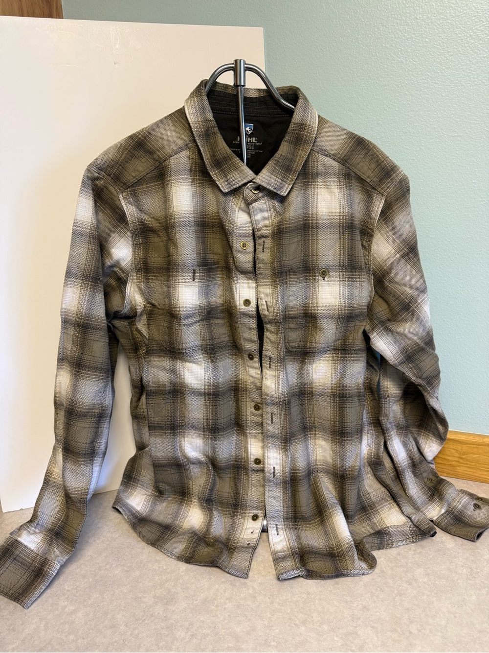 KÜHL Men’s Large Plaid Long Sleeve Button Up Shirt Brown Gray Outdoor